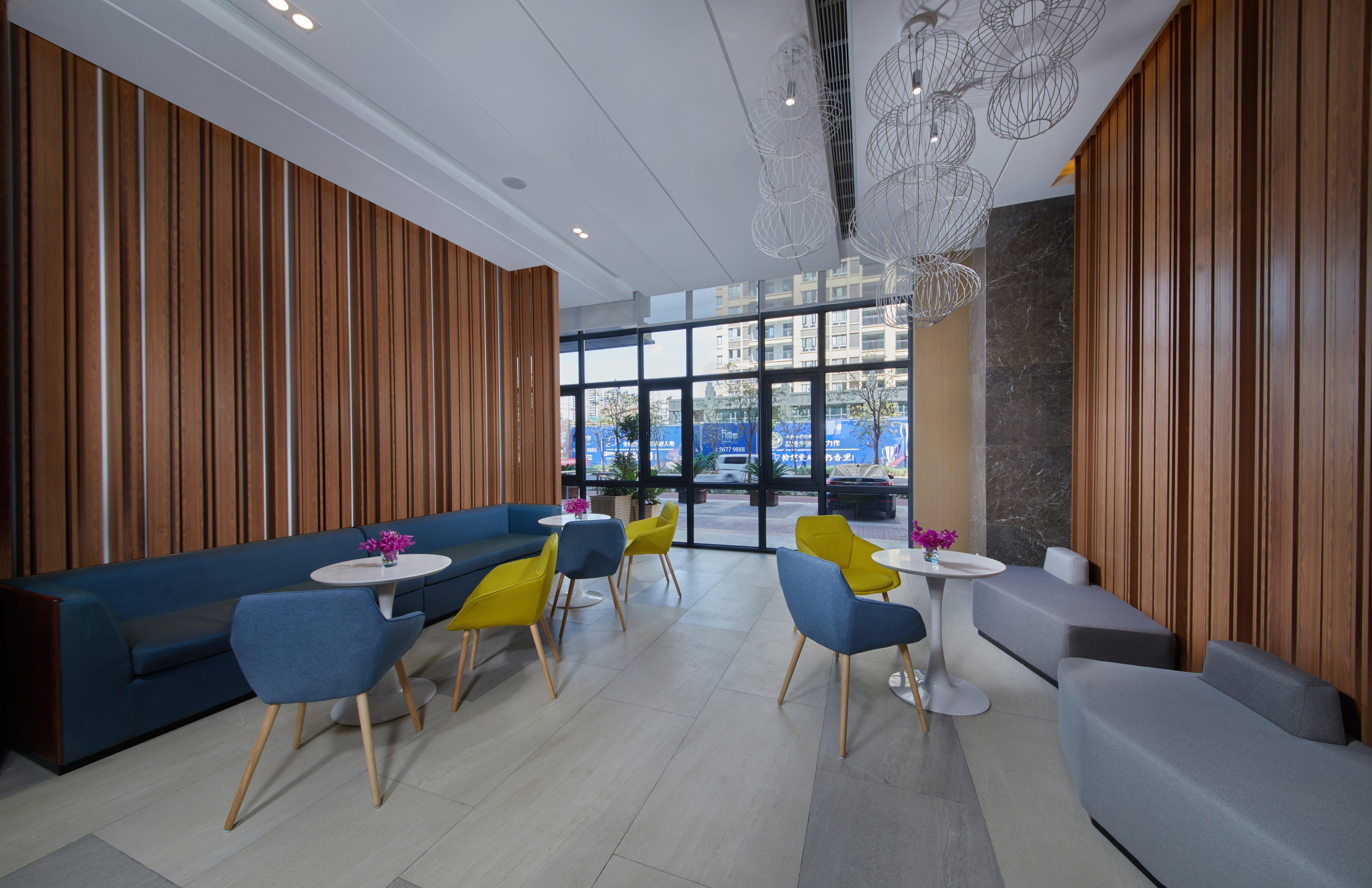 Holiday Inn Express Zhangjiagang East By Ihg Exterior photo